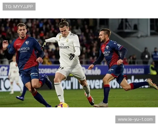 皇马致敬河床百年传奇！弗洛伦蒂诺盛赞迪斯蒂法诺，两大豪门情谊永存